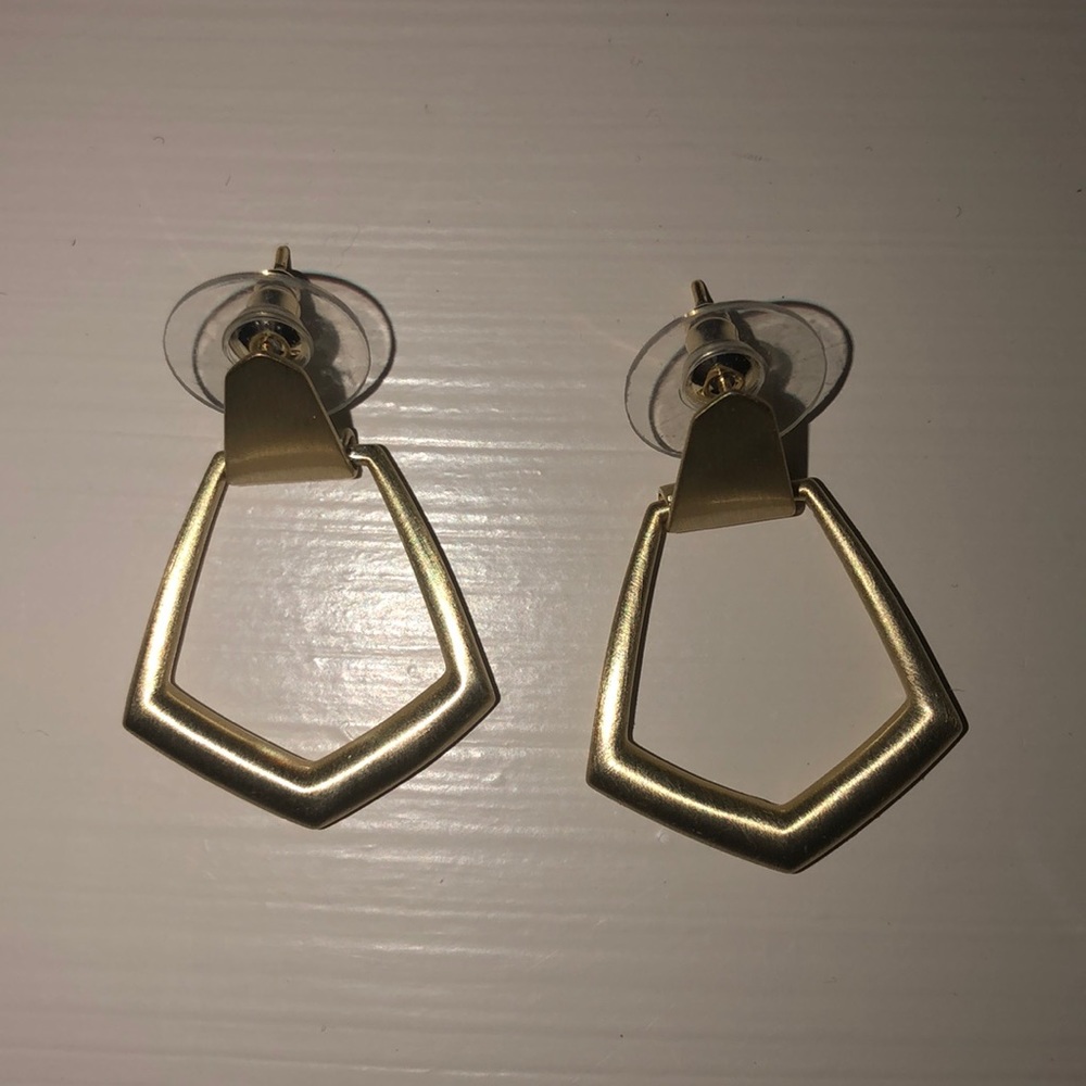 Small Kendra Scott geometric earrings
